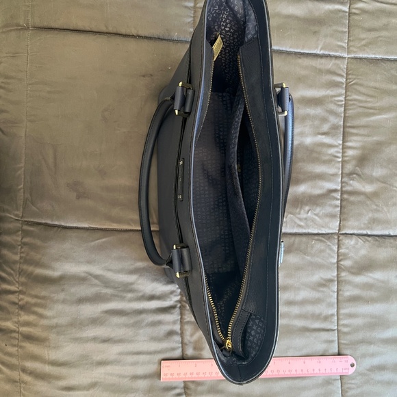 Kate Spade Tote - Picture 3 of 4